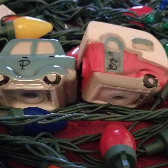 Salt n Pepper shakers - Picture 4 of 4